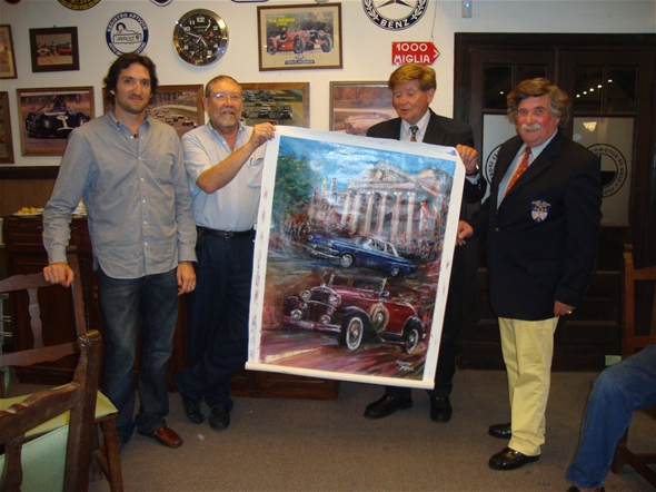 Visita de los organizadores del Old Timer Gran Prix: